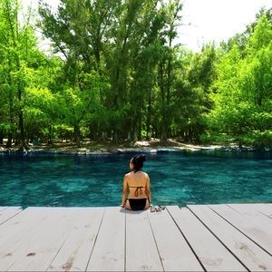 Meet your Posher, Alicia